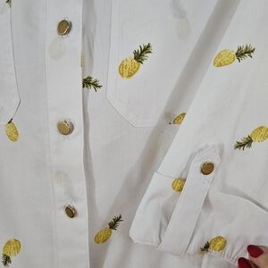 NWT Emily Daniels White Shirt with Fun Pineapple Print PS
